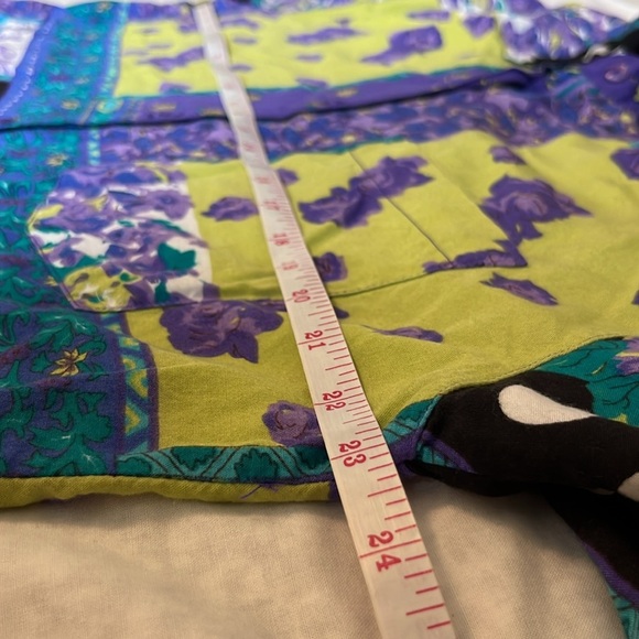 Vintage Take Away Printed Short Sleeve Button Down Blouse - Picture 8 of 10